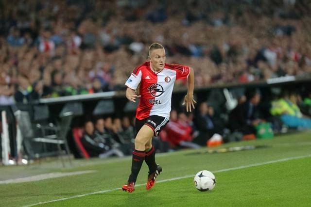 英超-B费点射凯塞多远射破门 曼联1-1切尔西